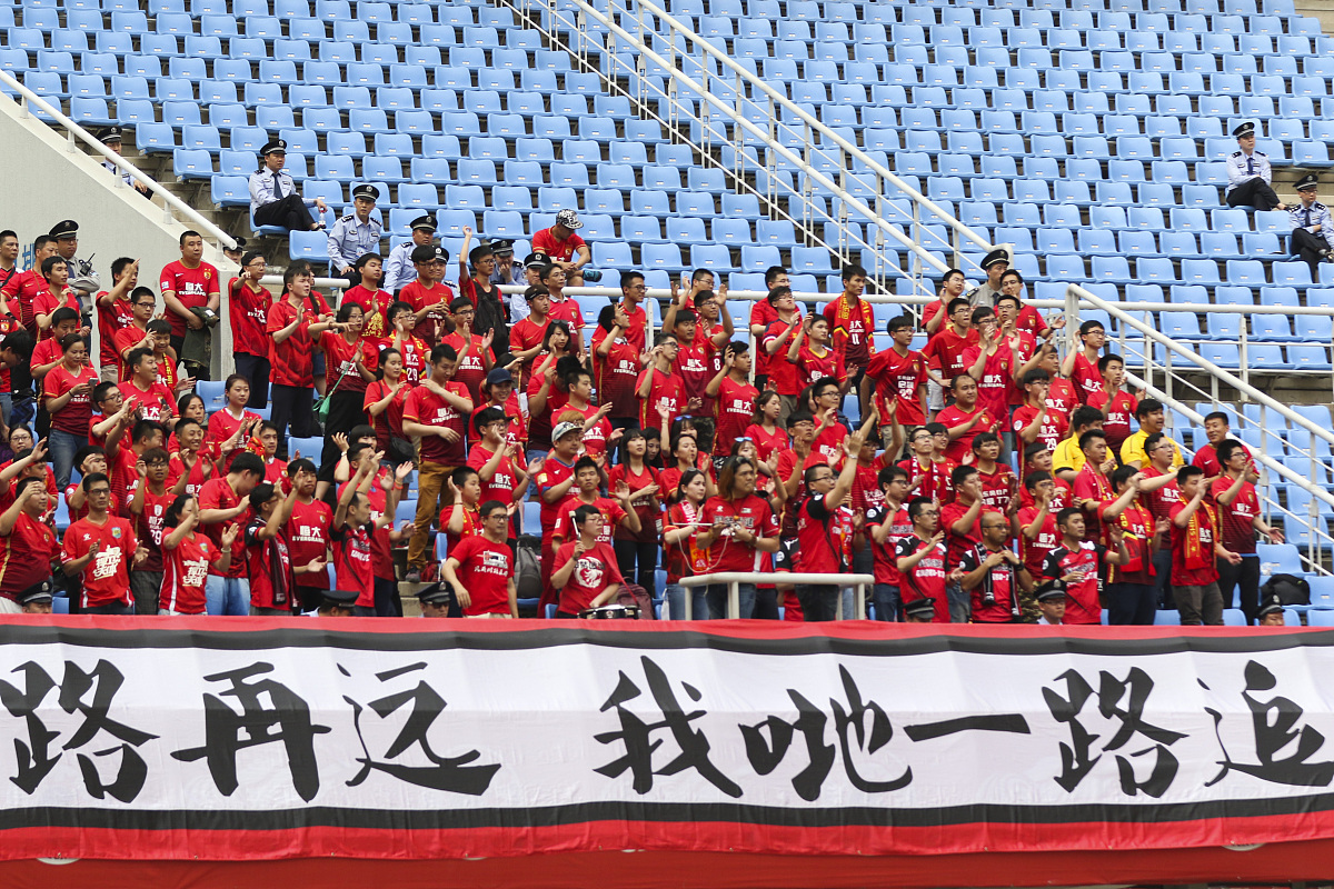 关于夺冠球队拼搏作为，胜利来之不易的信息